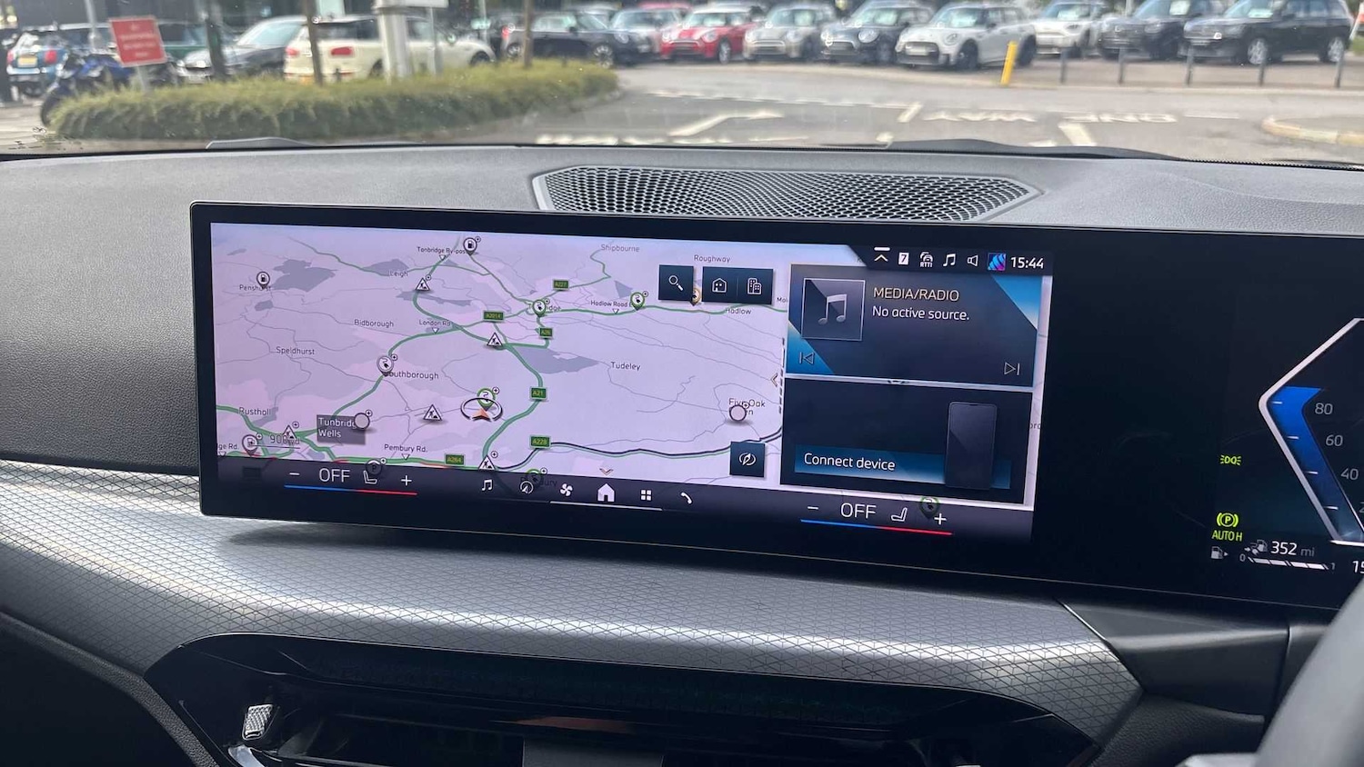 Used BMW 3 Series 2025 for sale - 76774365: Photo 31