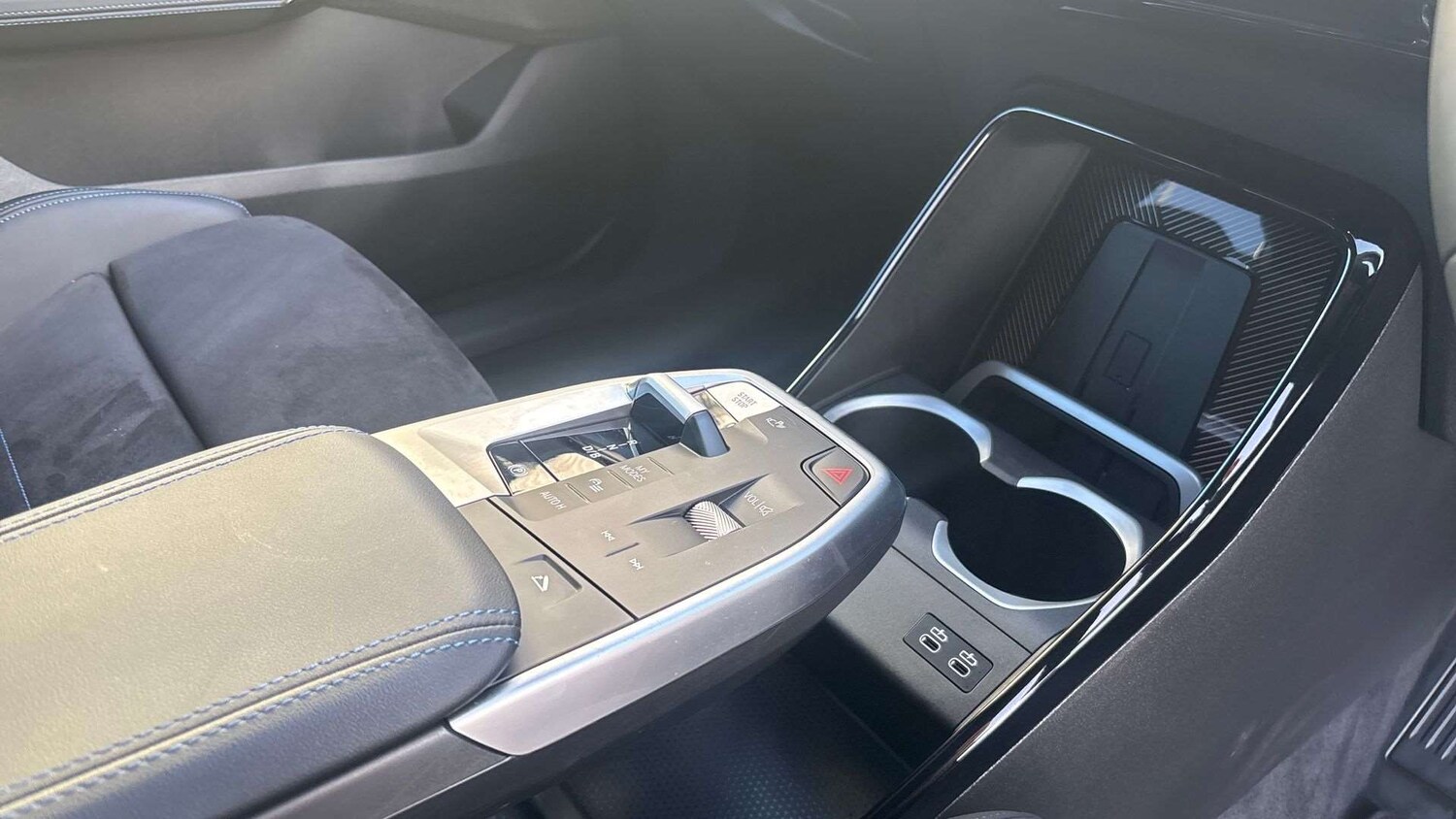 Used BMW iX1 2025 for sale - 77686490: Photo 12