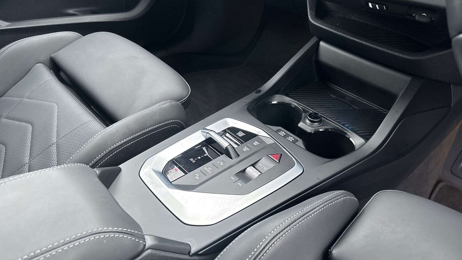 Used BMW 1 Series 2025 for sale - 77648829: Photo 12