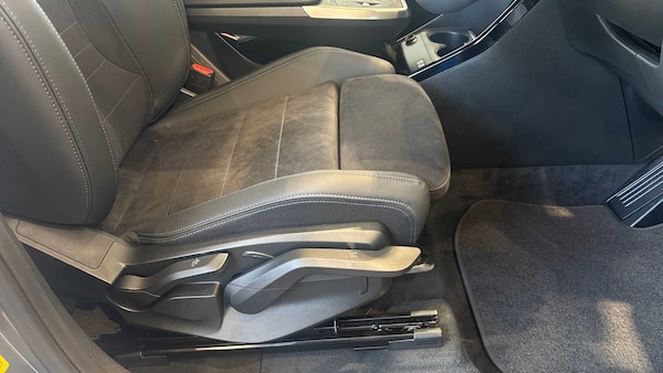 Used BMW 2 Series 2025 for sale - 76286272: Photo 27