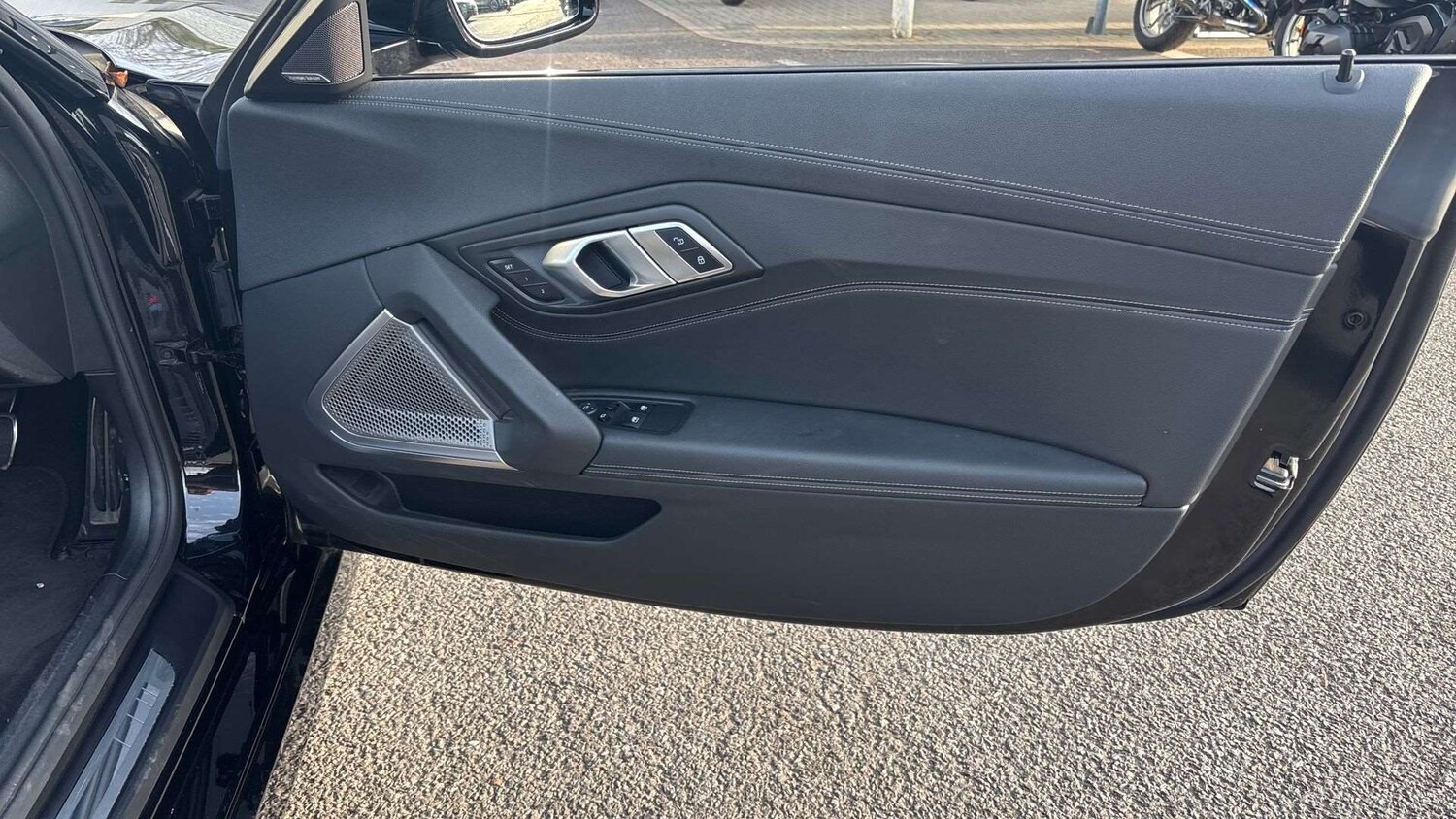 Used BMW Z4 2024 for sale - 77979600: Photo 27