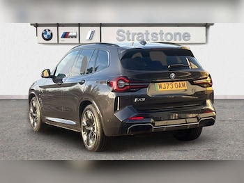Used BMW iX3 2023 for sale - 76242435: Photo 2