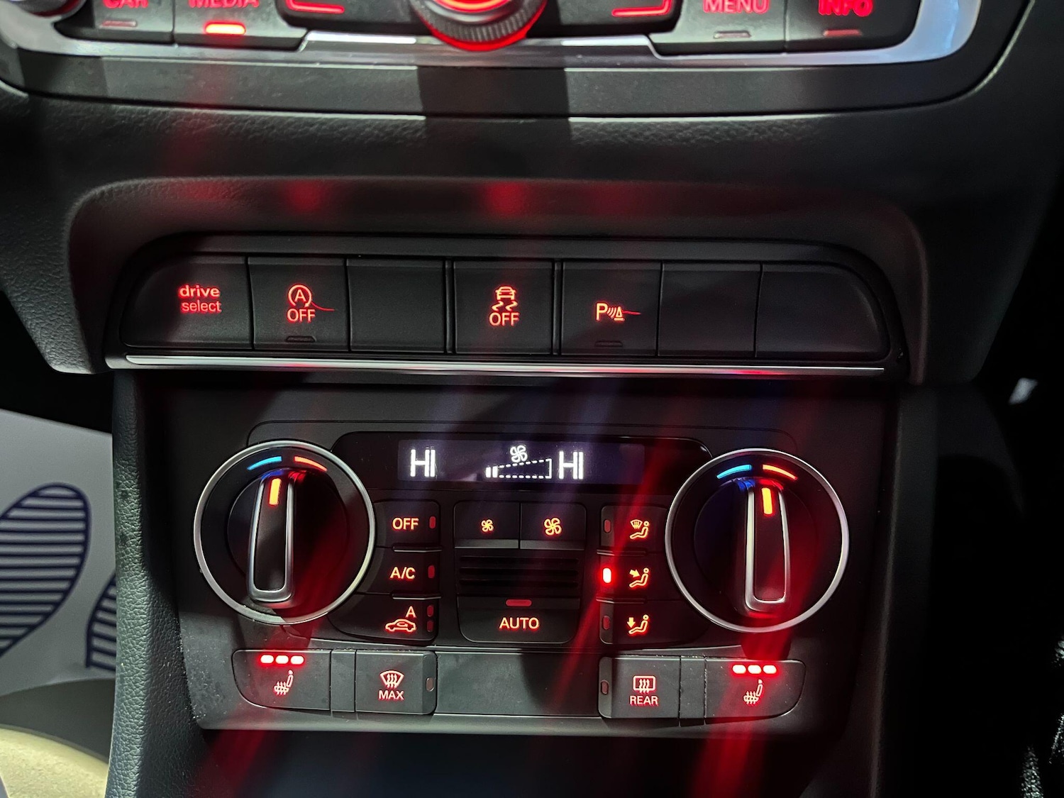 Used Audi Q3 2015 for sale - 77229605: Photo 28