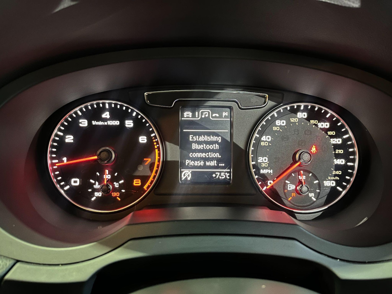 Used Audi Q3 2015 for sale - 77229605: Photo 33