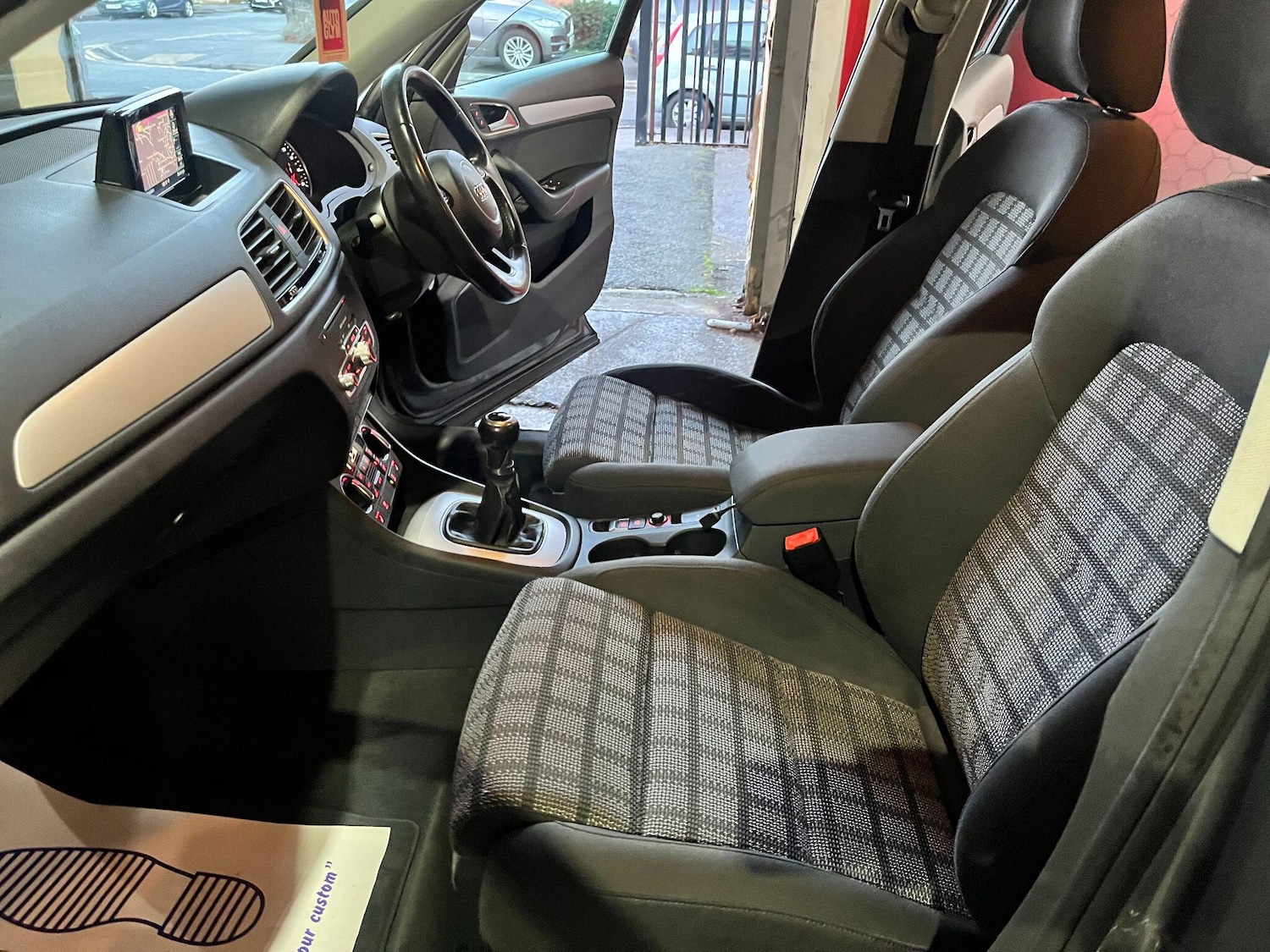 Used Audi Q3 2015 for sale - 77229605: Photo 44