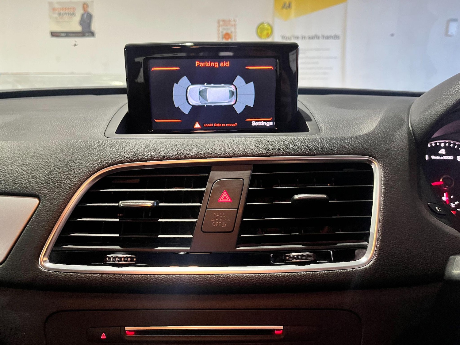 Used Audi Q3 2015 for sale - 77229605: Photo 49