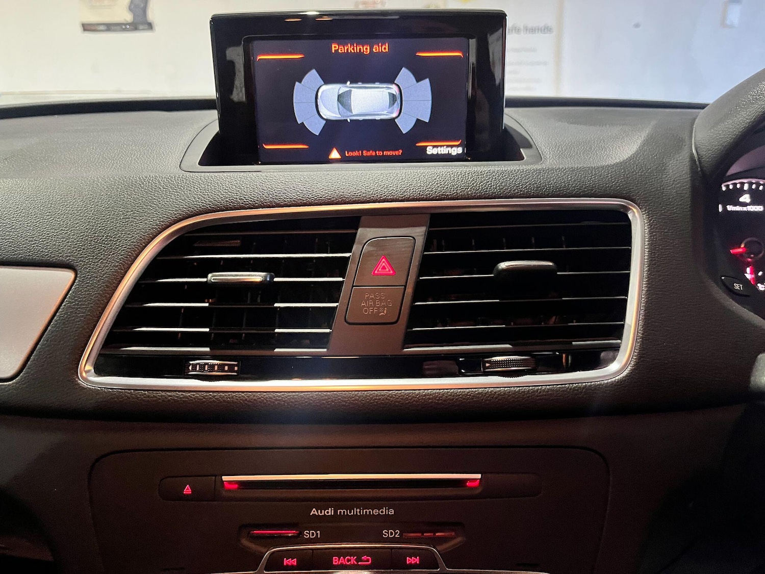 Used Audi Q3 2015 for sale - 77229605: Photo 51