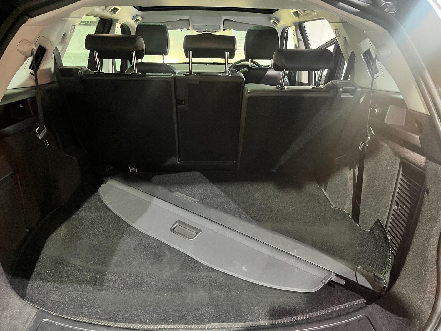 Used Land Rover Discovery Sport 2016 for sale - 77231684: Photo 32