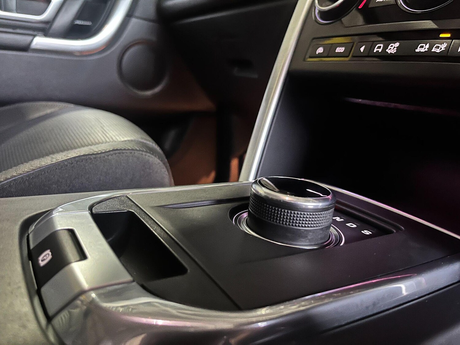 Used Land Rover Discovery Sport 2016 for sale - 77231684: Photo 38