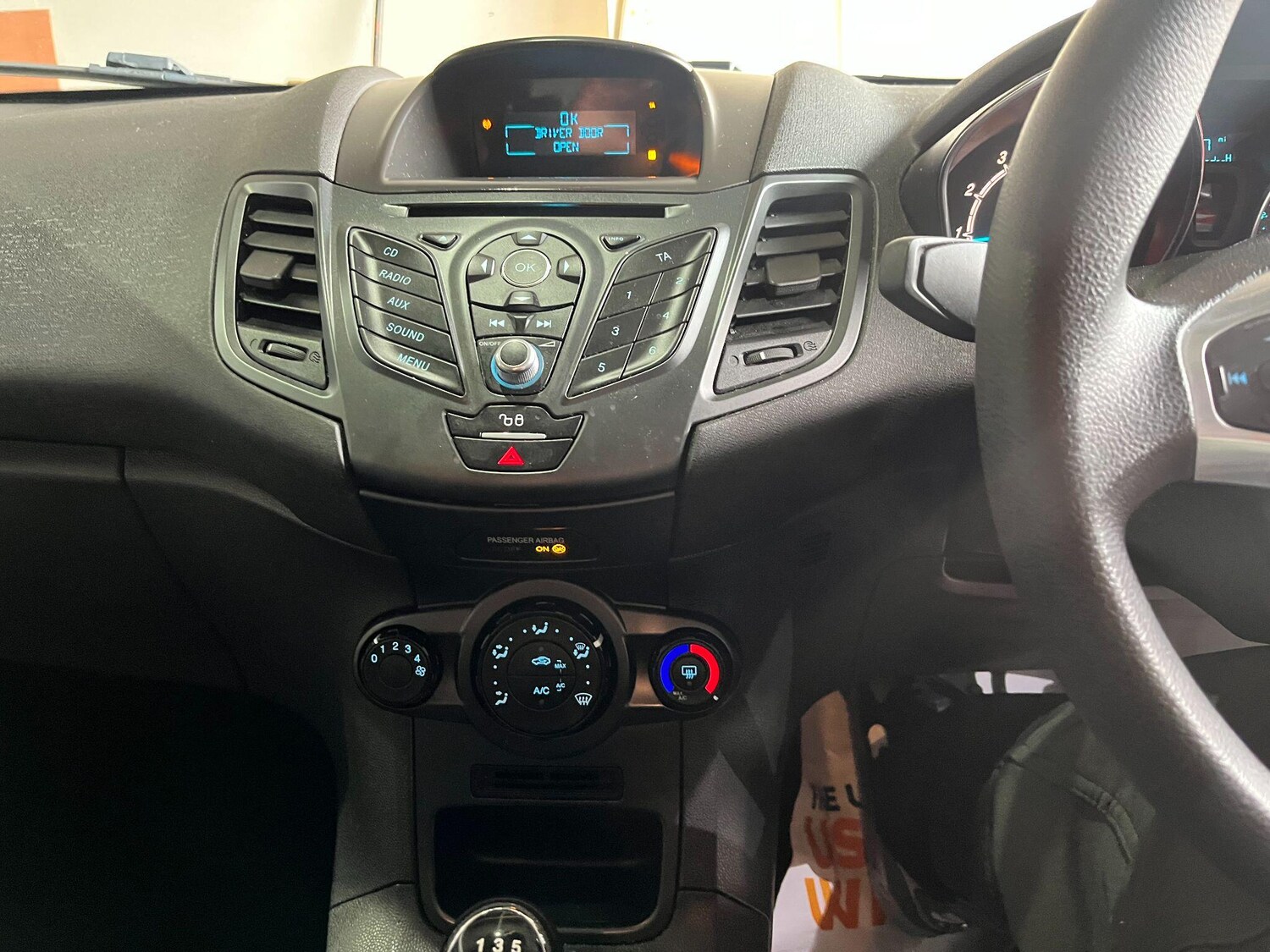 Used Ford Fiesta 2015 for sale - 77585586: Photo 16