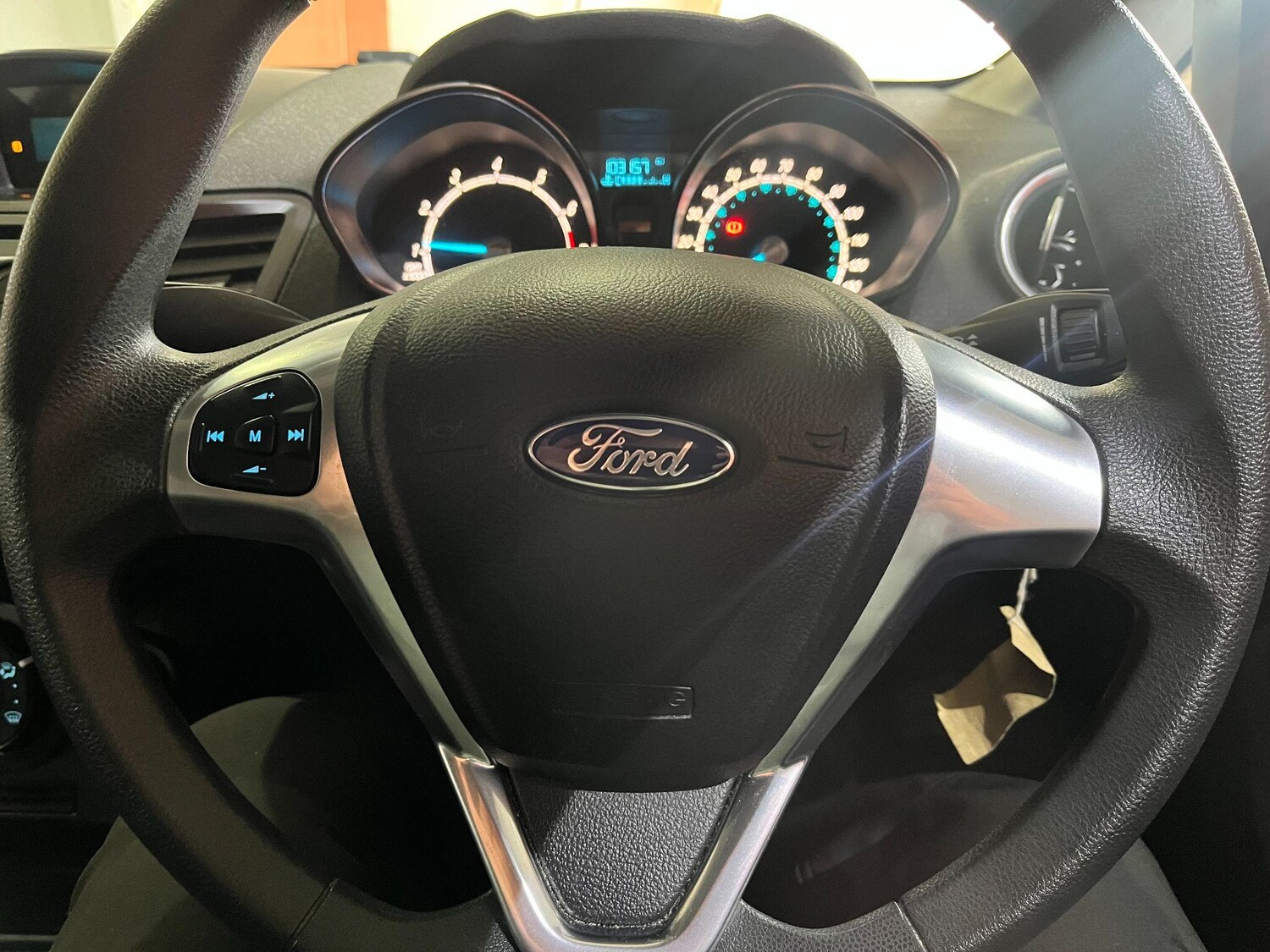 Used Ford Fiesta 2015 for sale - 77585586: Photo 26