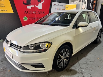 Volkswagen - Golf