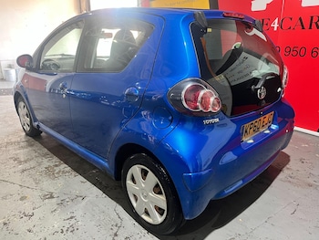 Used Toyota AYGO 2010 for sale - 79452371: Photo
