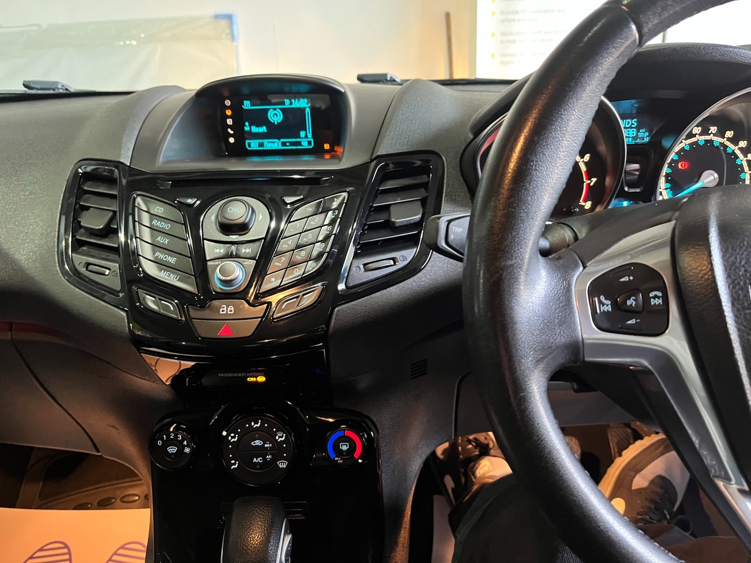 Used Ford Fiesta 2014 for sale - 77105819: Photo 18