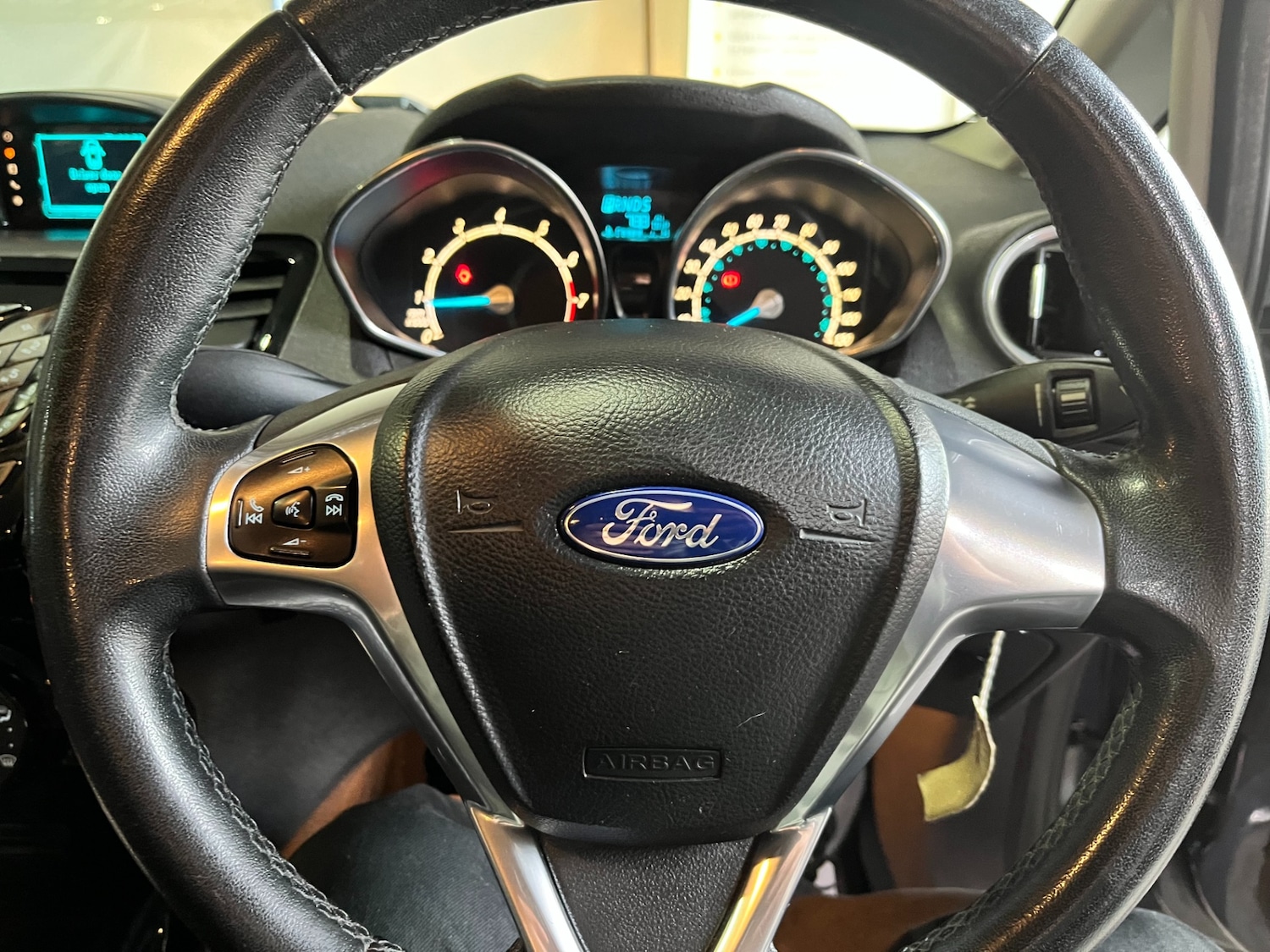 Used Ford Fiesta 2014 for sale - 77105819: Photo 24