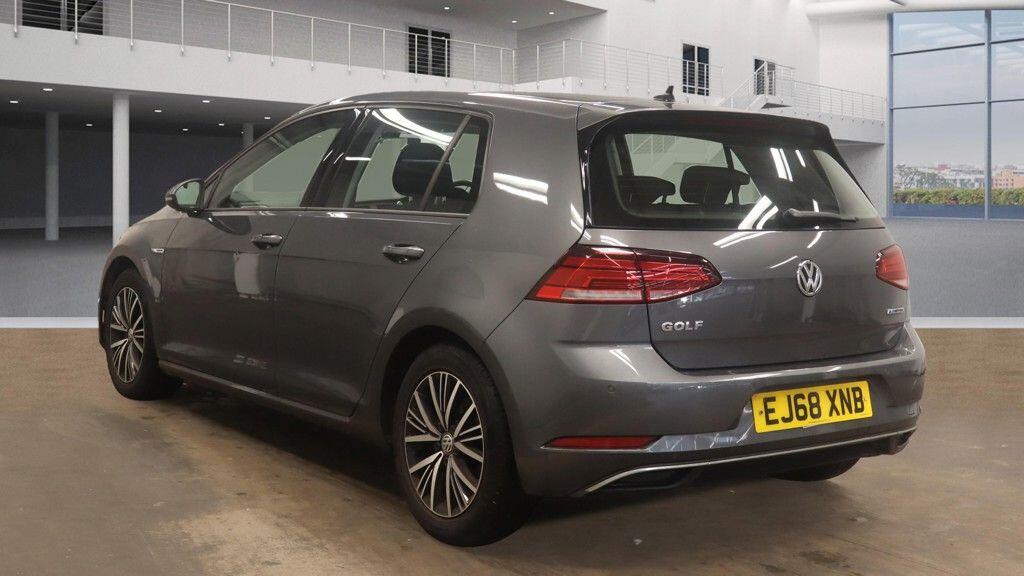 Used Volkswagen Golf 2018 for sale - 76432514: Photo 3
