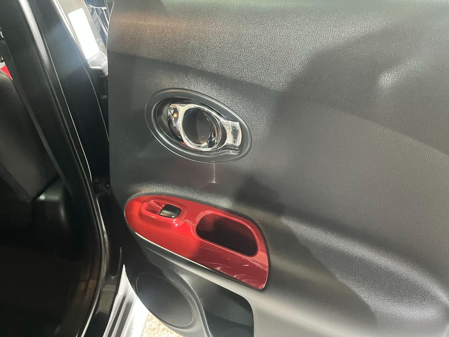 Used Nissan Juke 2015 for sale - 77231661: Photo 36