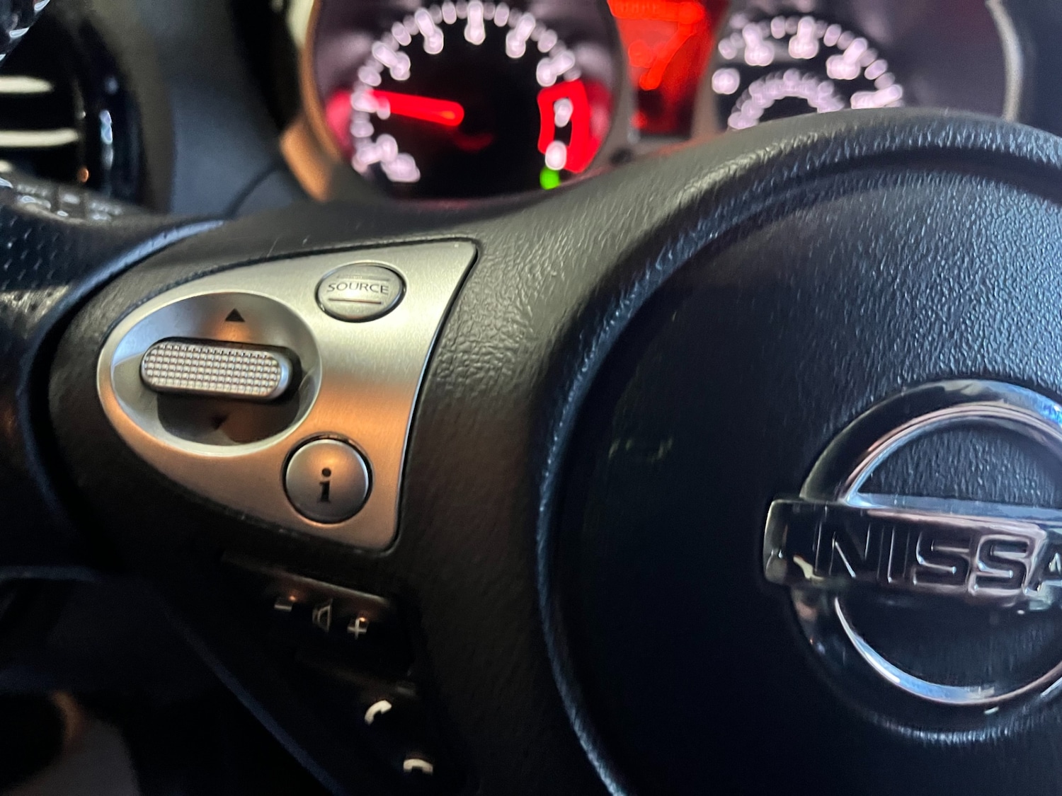 Used Nissan Juke 2018 for sale - 77137013: Photo 47