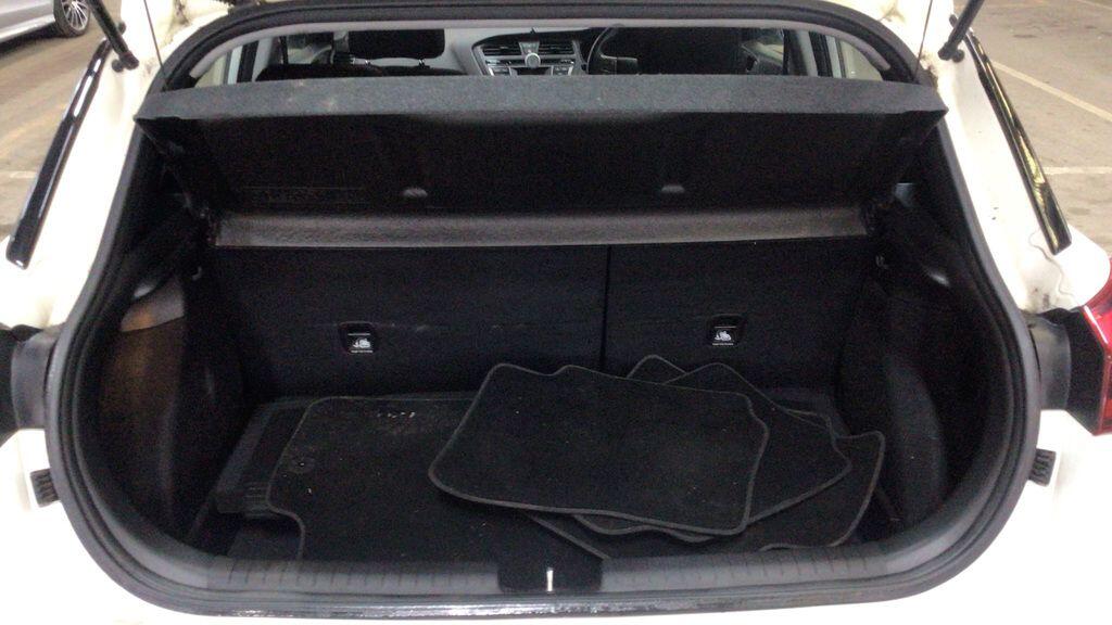 Used Hyundai i20 2017 for sale - 77956996: Photo 10