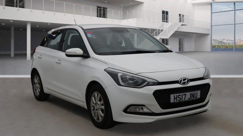 Used Hyundai i20 2017 for sale - 77956996: Photo 11