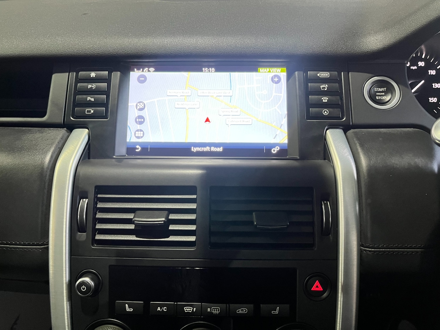 Used Land Rover Discovery Sport 2016 for sale - 77036151: Photo 31