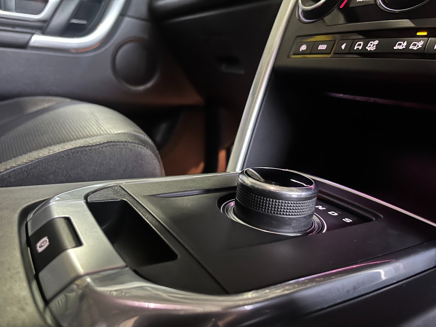 Used Land Rover Discovery Sport 2016 for sale - 77036151: Photo 44