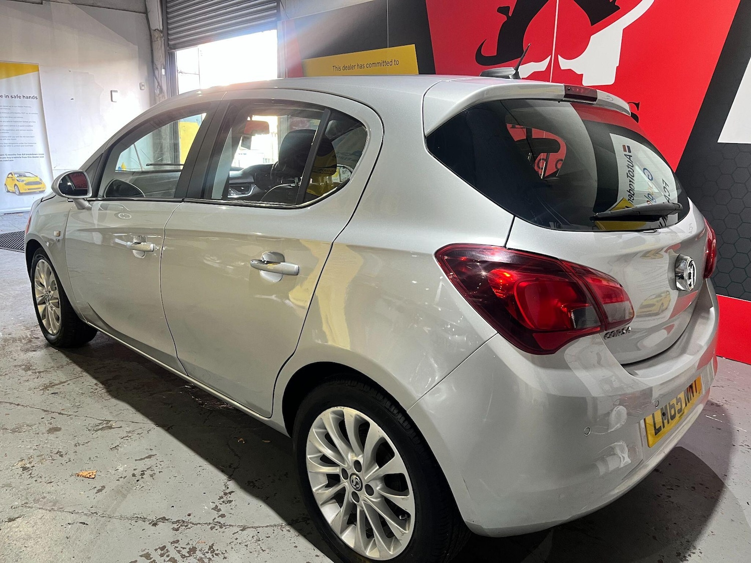 Used Vauxhall Corsa 2015 for sale - 76371008: Photo 44