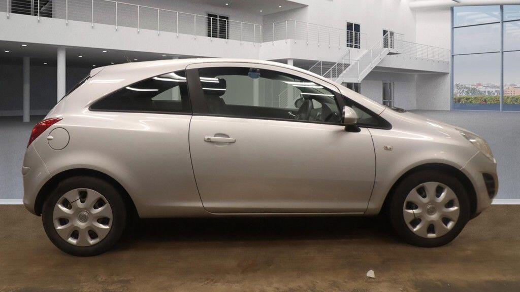 Used Vauxhall Corsa 2011 for sale - 77646764: Photo 4