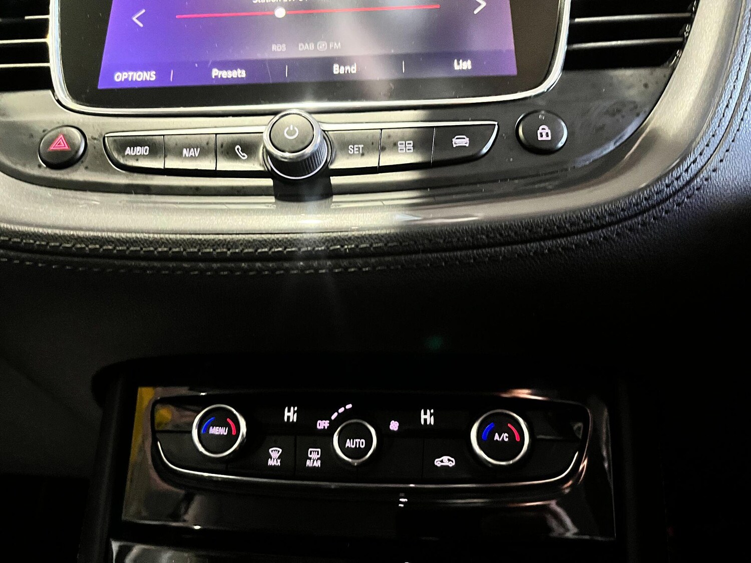 Used Vauxhall Grandland X 2018 for sale - 77231667: Photo 31