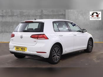 Used Volkswagen Golf 2017 for sale - 79621975: Photo