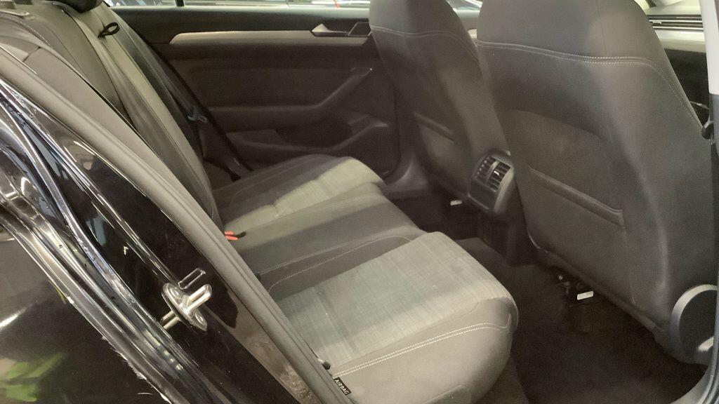 Used Volkswagen Passat 2020 for sale - 77396329: Photo 12