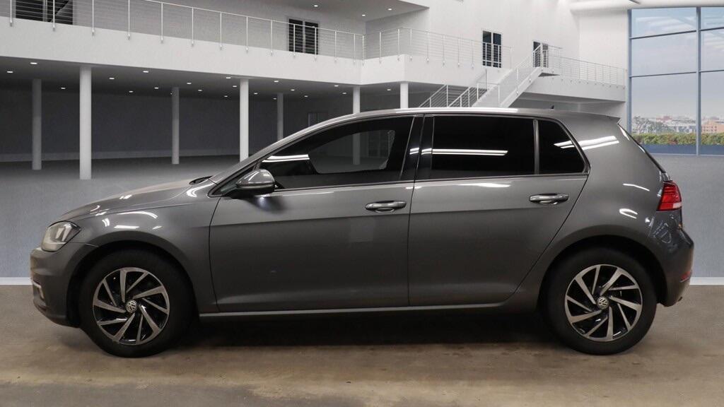 Used Volkswagen Golf 2019 for sale - 77330801: Photo 5