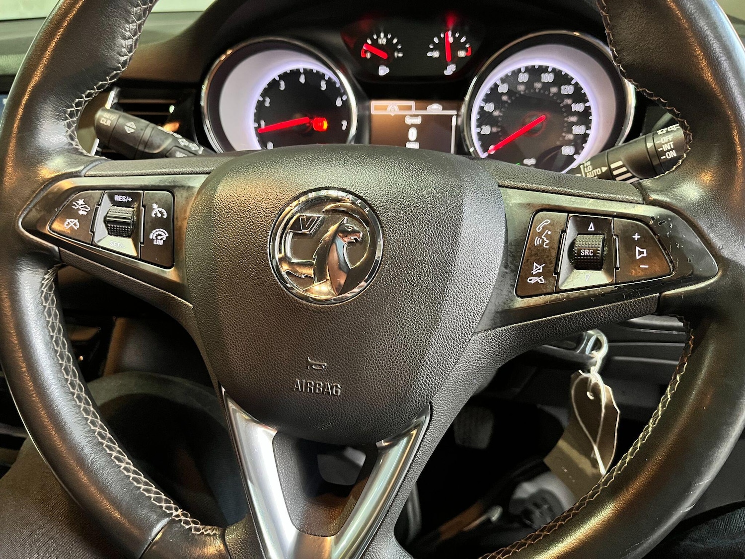 Used Vauxhall Astra 2017 for sale - 77231668: Photo 16