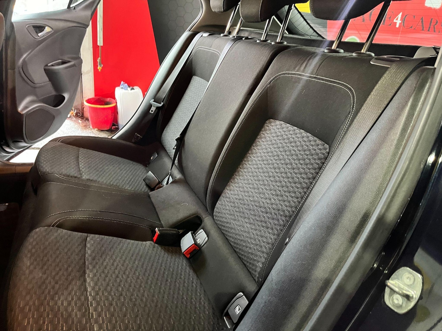 Used Vauxhall Astra 2017 for sale - 77231668: Photo 31