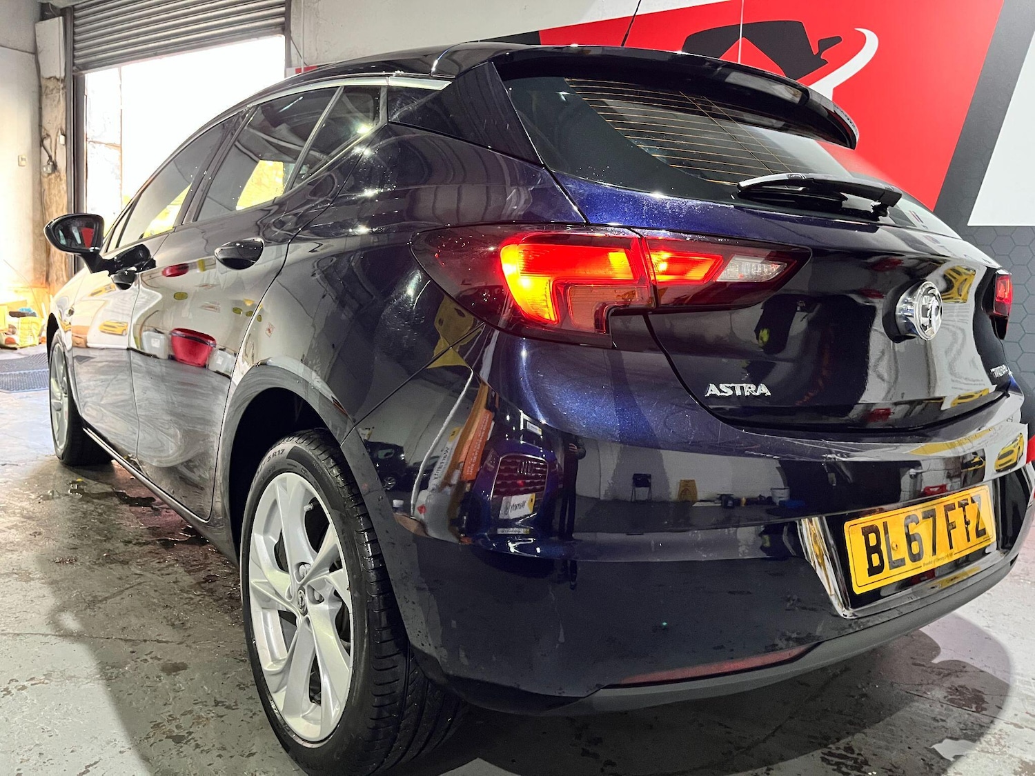 Used Vauxhall Astra 2017 for sale - 77231668: Photo 7