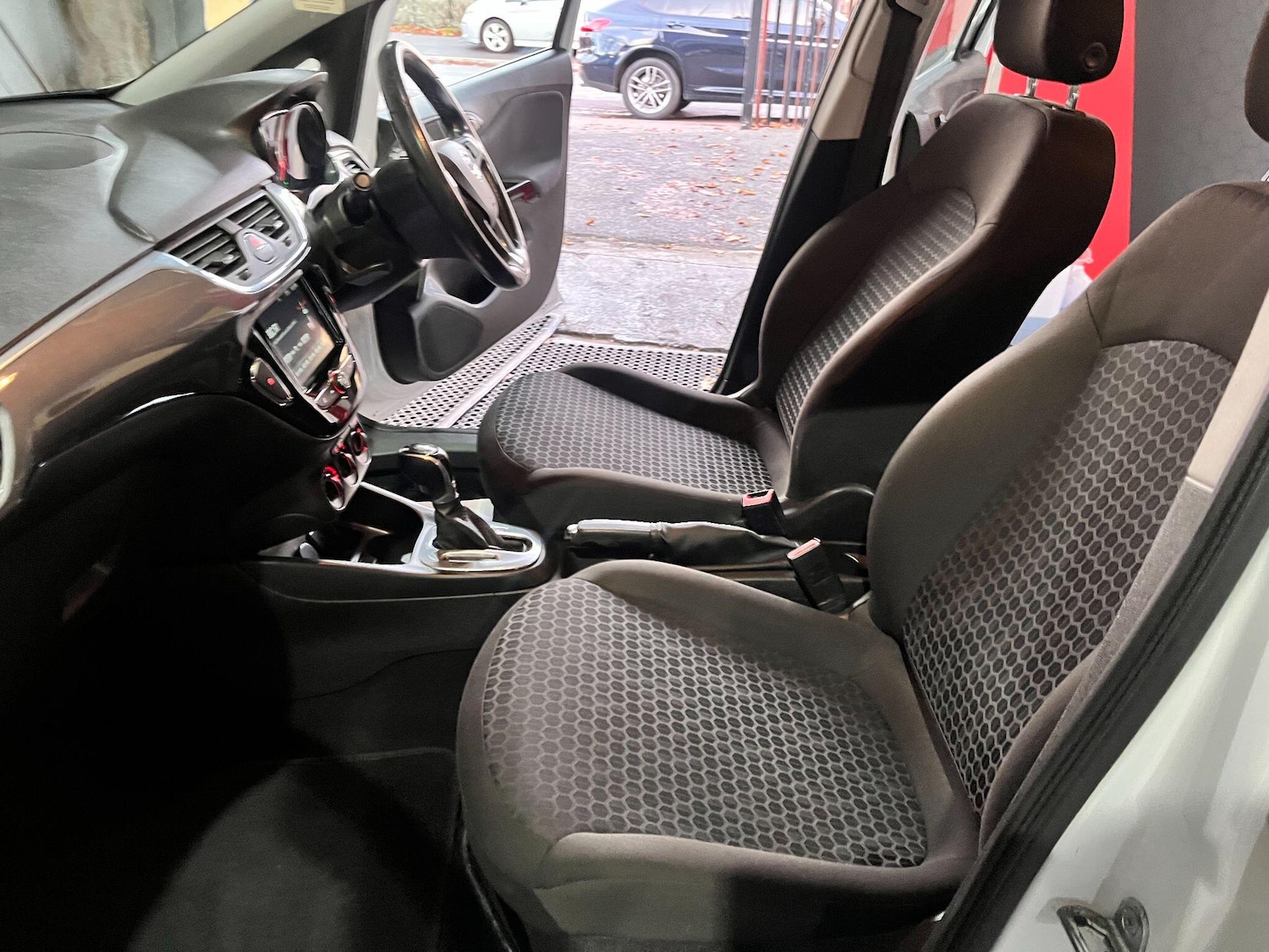 Used Vauxhall Corsa 2016 for sale - 76409435: Photo 20