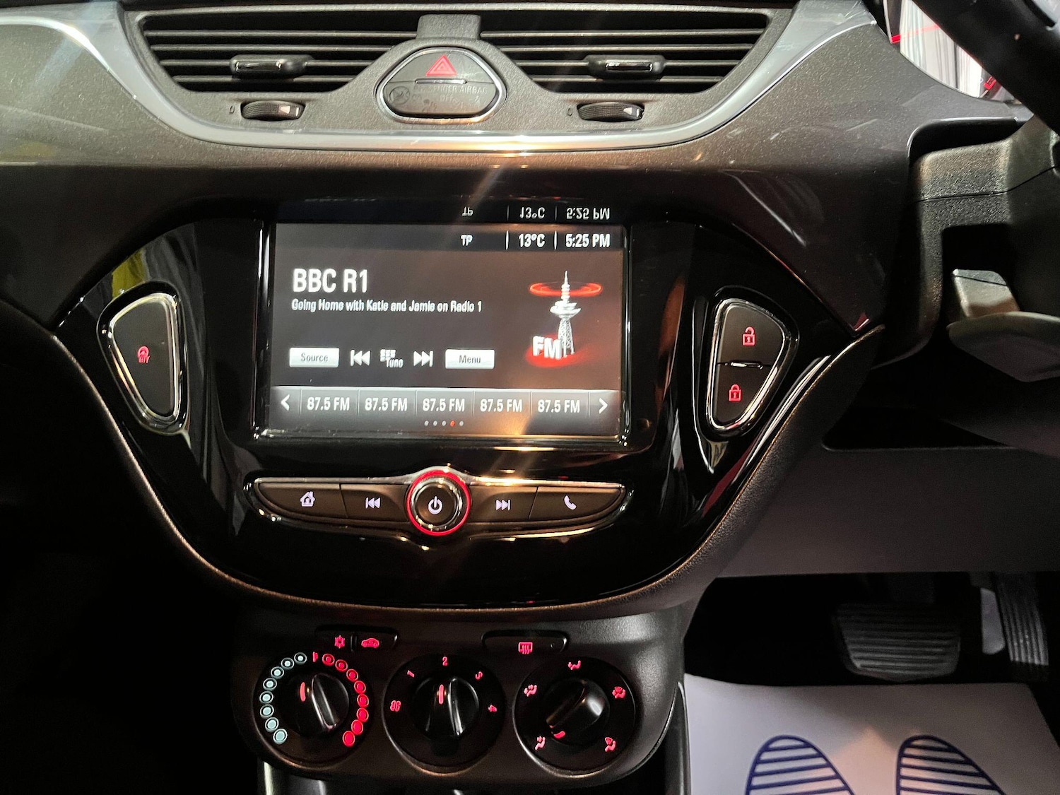 Used Vauxhall Corsa 2016 for sale - 76409435: Photo 33