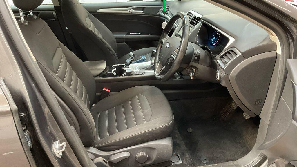 Used Ford Mondeo 2015 for sale - 77994112: Photo 5