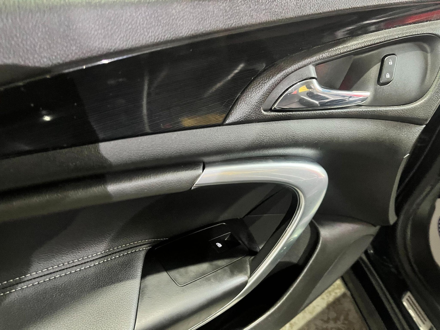 Used Vauxhall Insignia 2015 for sale - 77425110: Photo 36