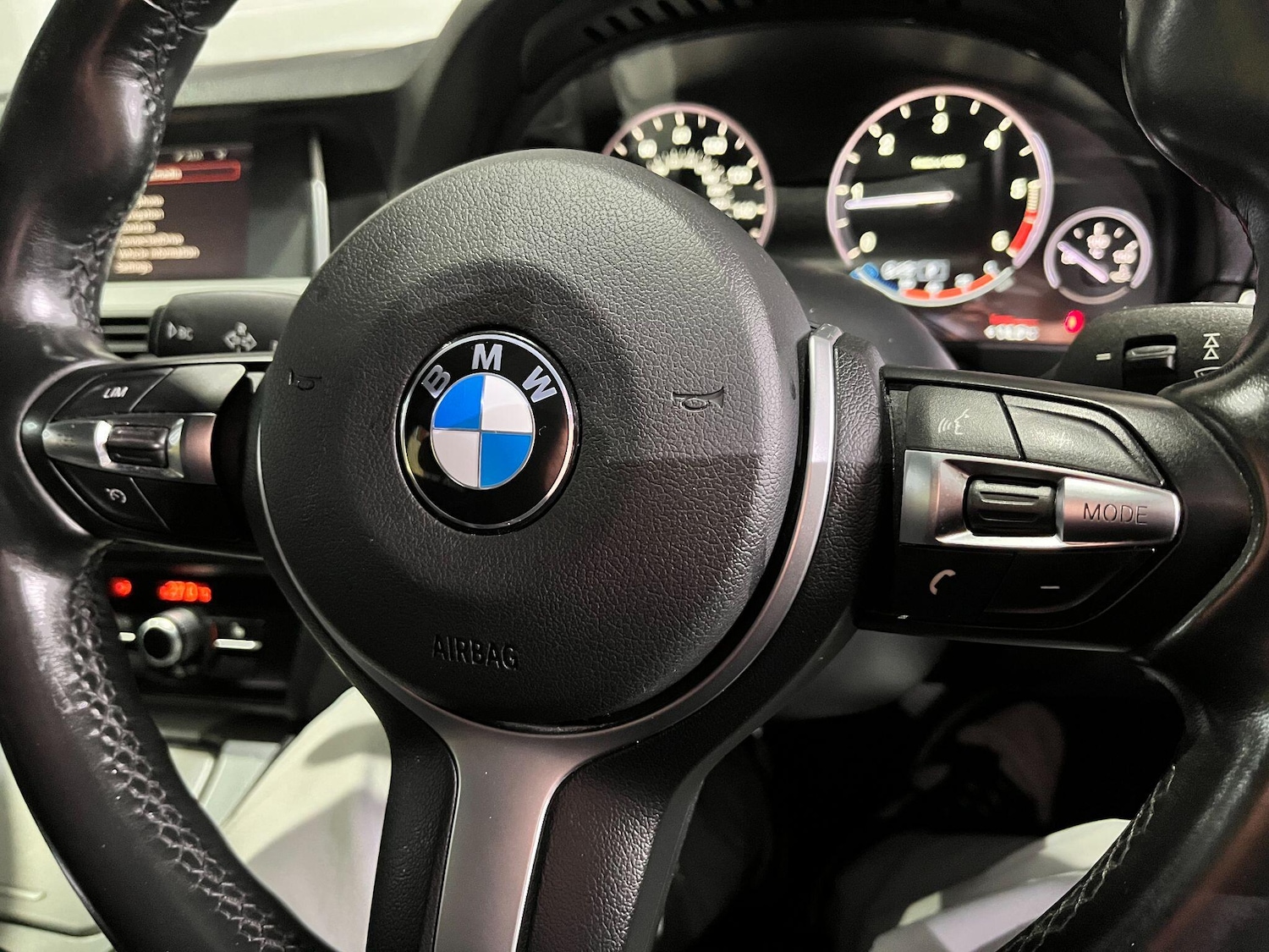 Used BMW 5 Series 2014 for sale - 75959807: Photo 35