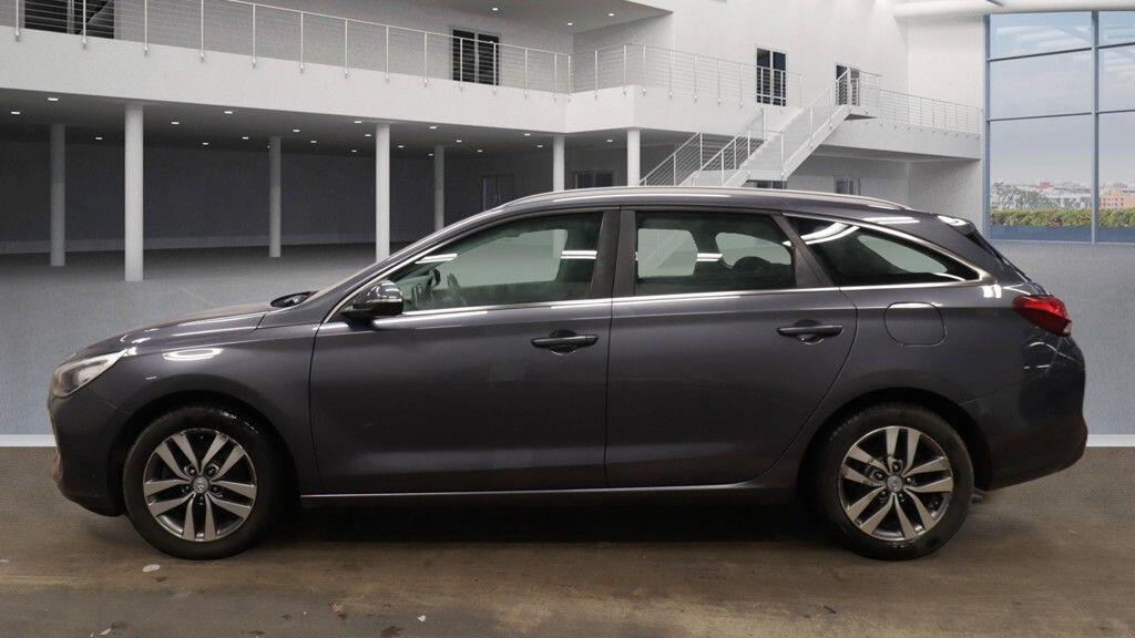 Used Hyundai i30 2018 for sale - 77524103: Photo 13