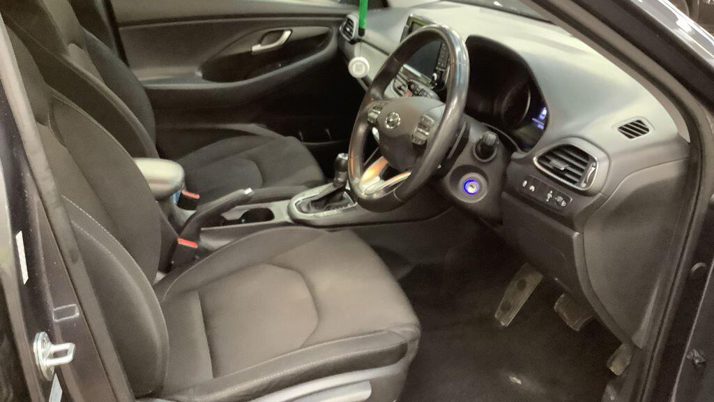 Used Hyundai i30 2018 for sale - 77524103: Photo 5