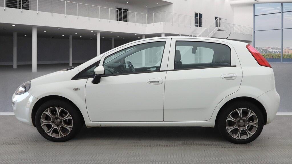 Used Fiat Punto 2016 for sale - 76715027: Photo 10