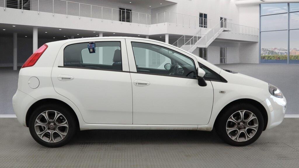 Used Fiat Punto 2016 for sale - 76715027: Photo 5