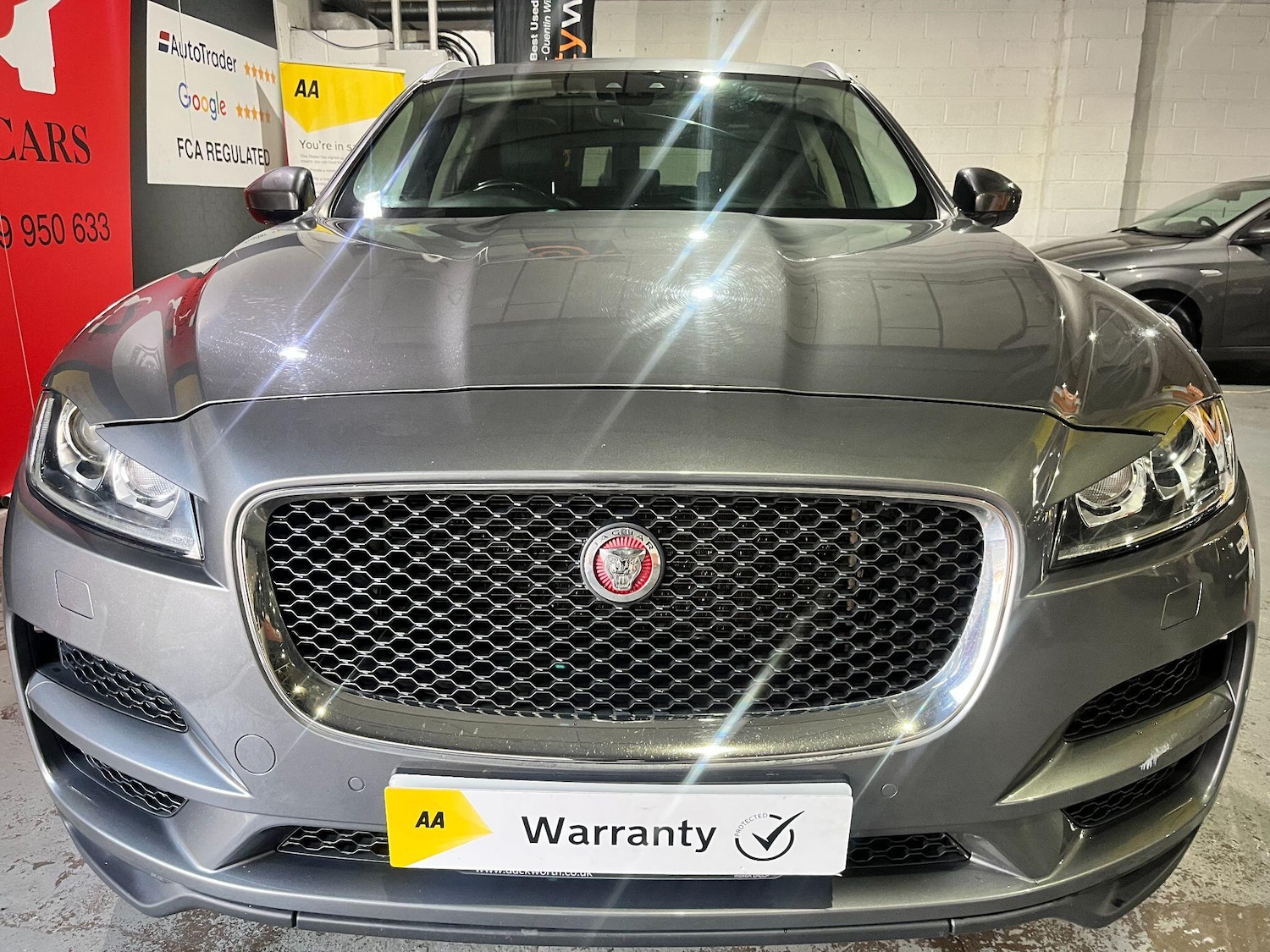 Used Jaguar F-Pace 2019 for sale - 77455725: Photo 4