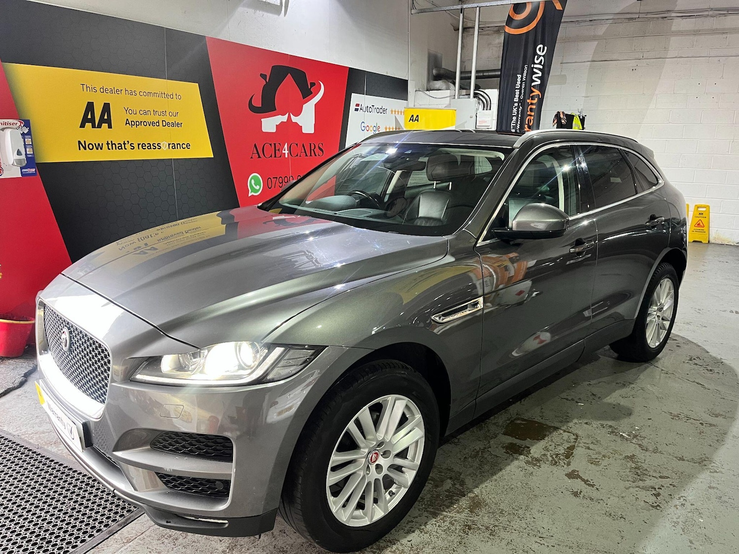 Used Jaguar F-Pace 2019 for sale - 77455725: Photo 79
