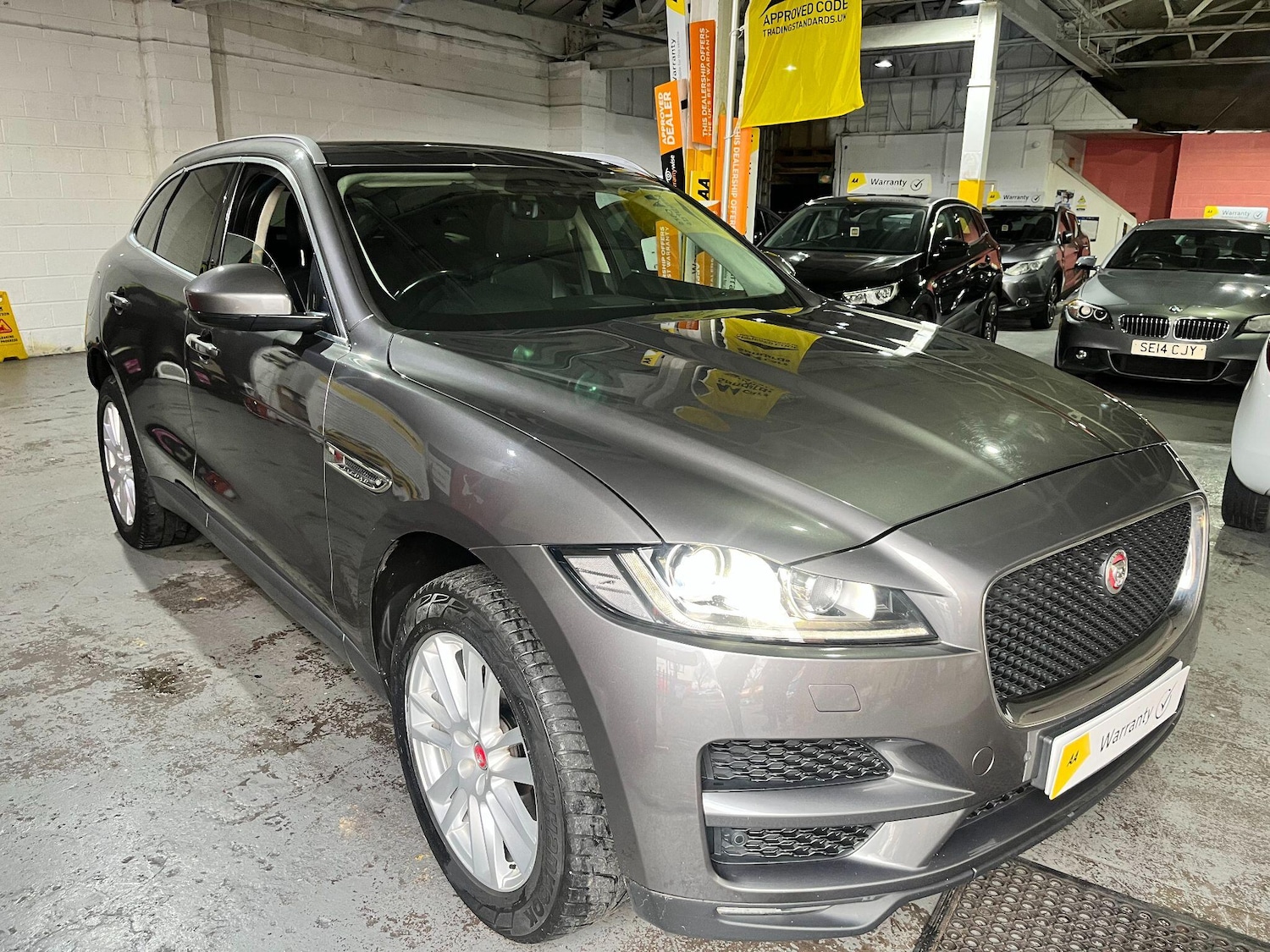 Used Jaguar F-Pace 2019 for sale - 77455725: Photo 86