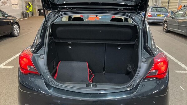 Used Vauxhall Corsa 2015 for sale - 76122513: Photo 4