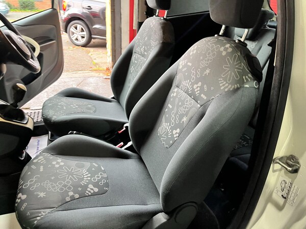 Used Ford Ka 2011 for sale - 76108957: Photo 25