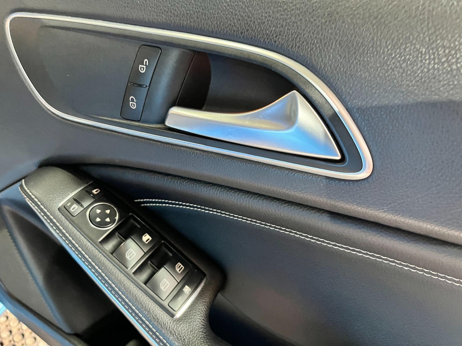 Used Mercedes-Benz A-Class 2014 for sale - 76326172: Photo 21